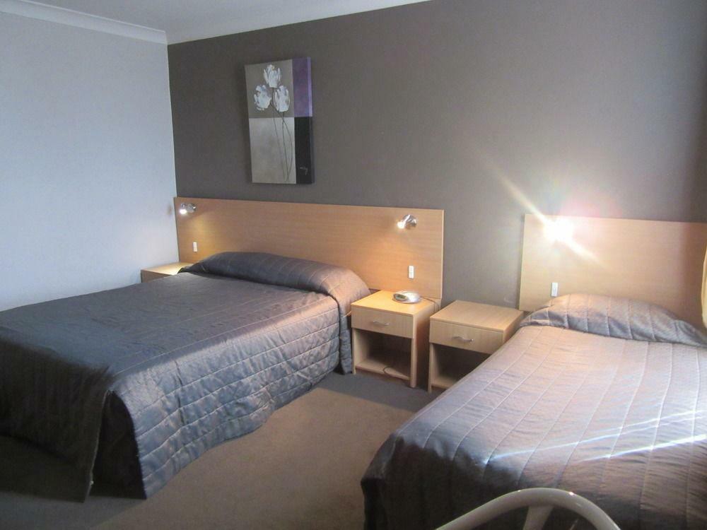 El Toro Motel Warwick Farm Buitenkant foto